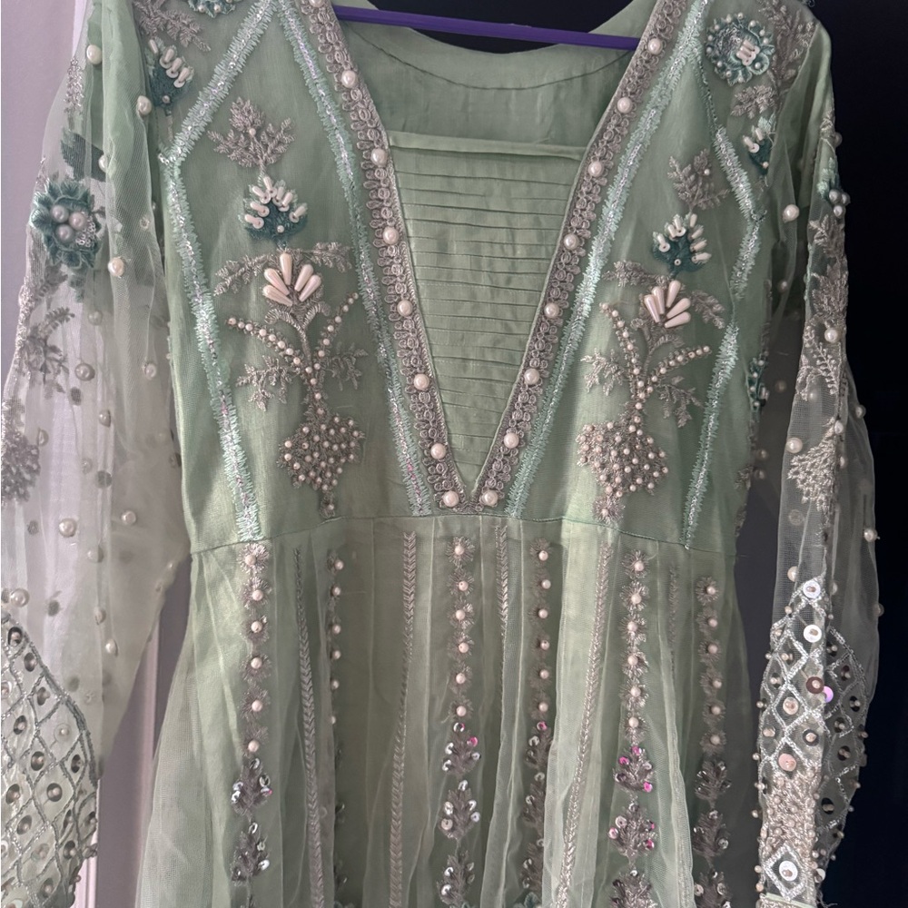 Green Embellished Tiered Gown with Square Neck - Picture 6 of 8